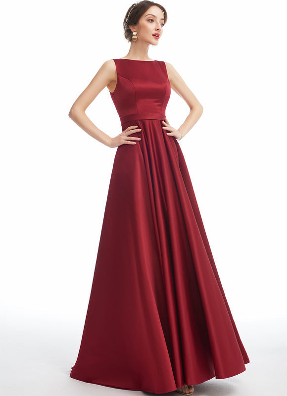 Robe Rouge Longue Ceremonie - gallery 3