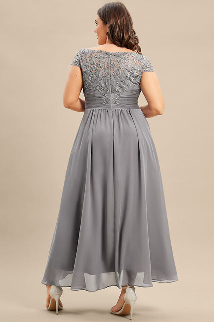 Robe Cérémonie Élégance Svelte - gallery 6
