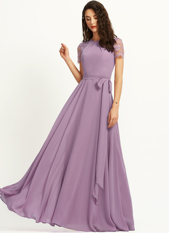 Robe Cérémonie Flottante Élégante