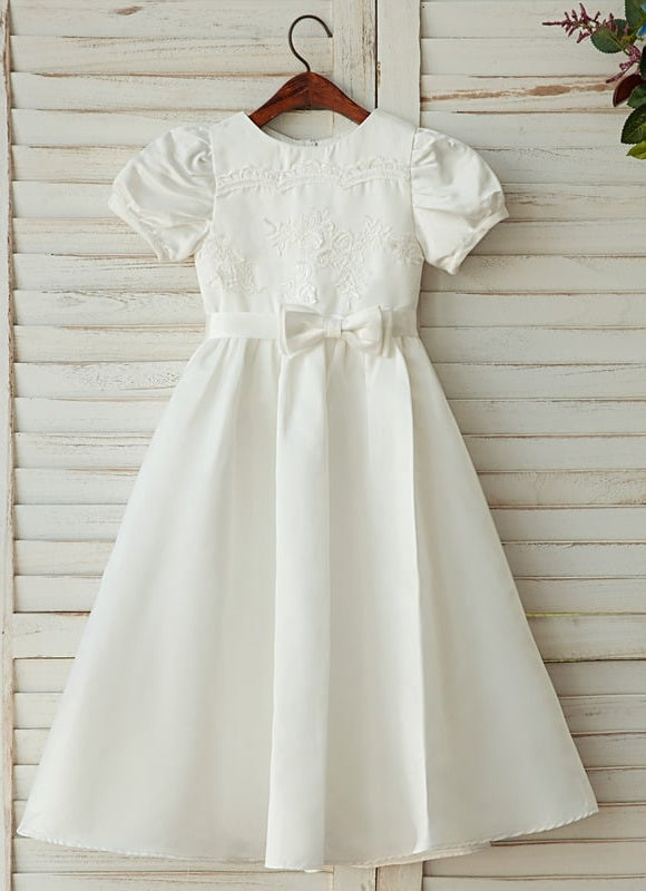 Robe Cérémonie Élégance Cristalline