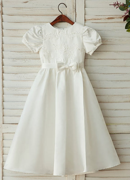 Robe Cérémonie Élégance Cristalline