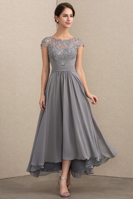 Robe Cérémonie Élégance Svelte